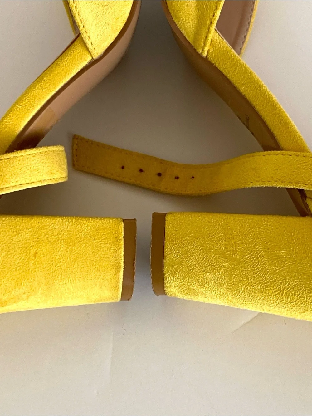 Forever Yellow Faux Suede Pointed Toe Block Heels with Ankle Strap 8 Retro Mod